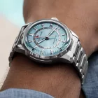 Norqain Freedom 60 GMT 40mm montre pour hommes N2100.22S01.A01.S01